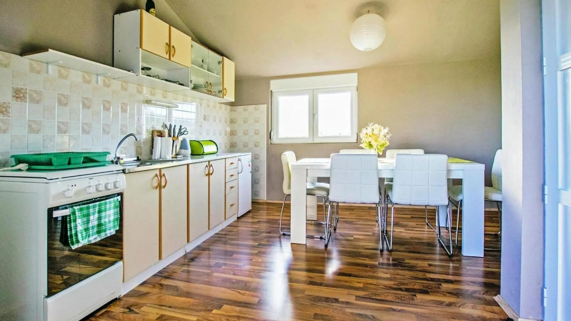 Apartment In Starigrad Paklenica, Quiet In The Green