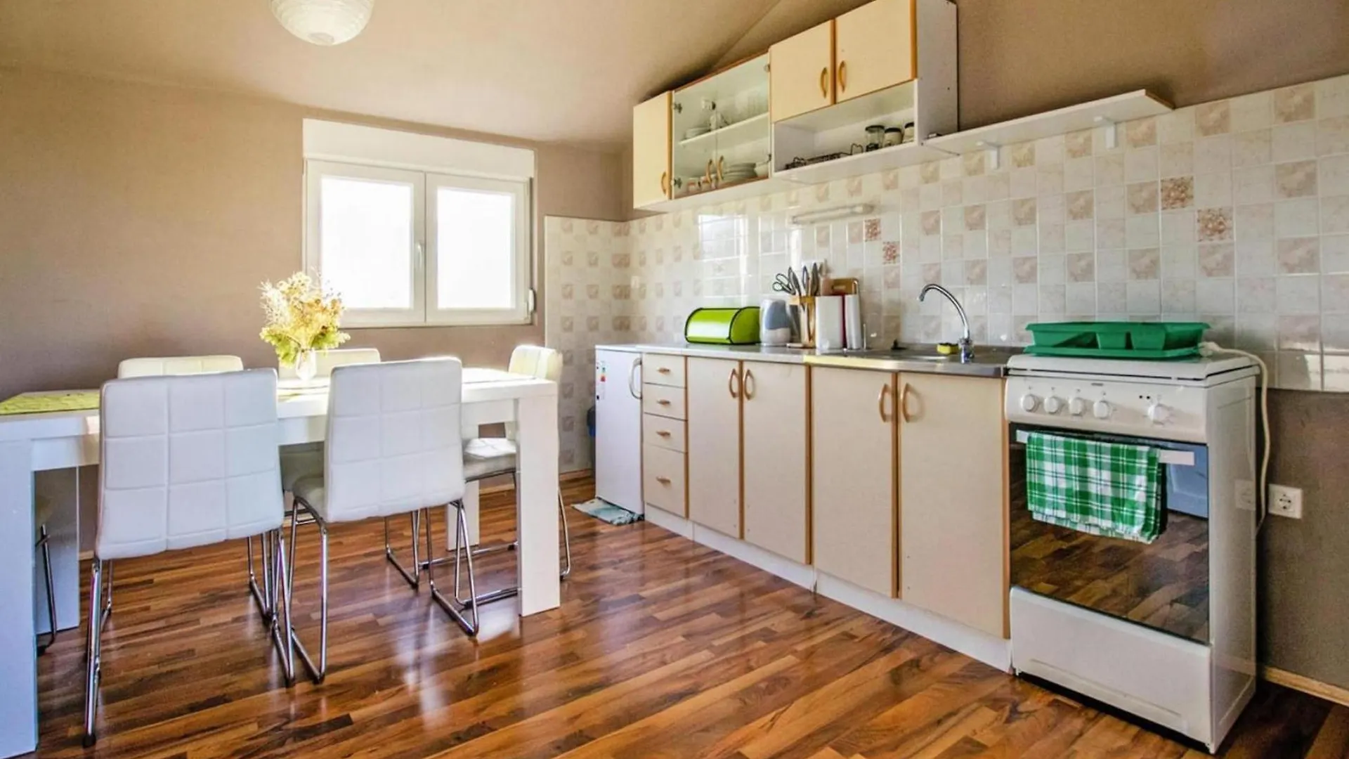 Apartment In Starigrad Paklenica, Quiet In The Green 0*,