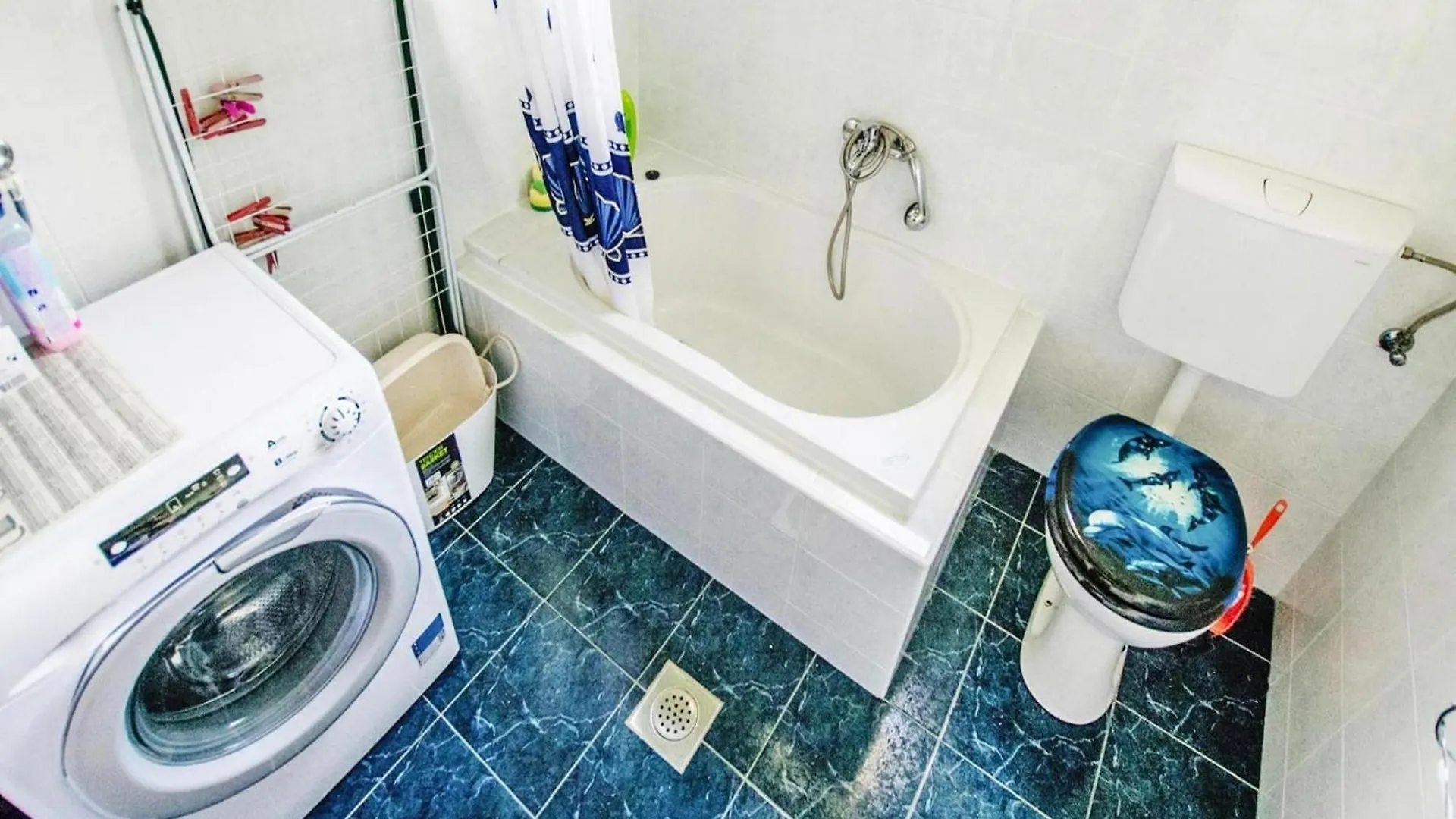 Apartment In Starigrad Paklenica, Quiet In The Green