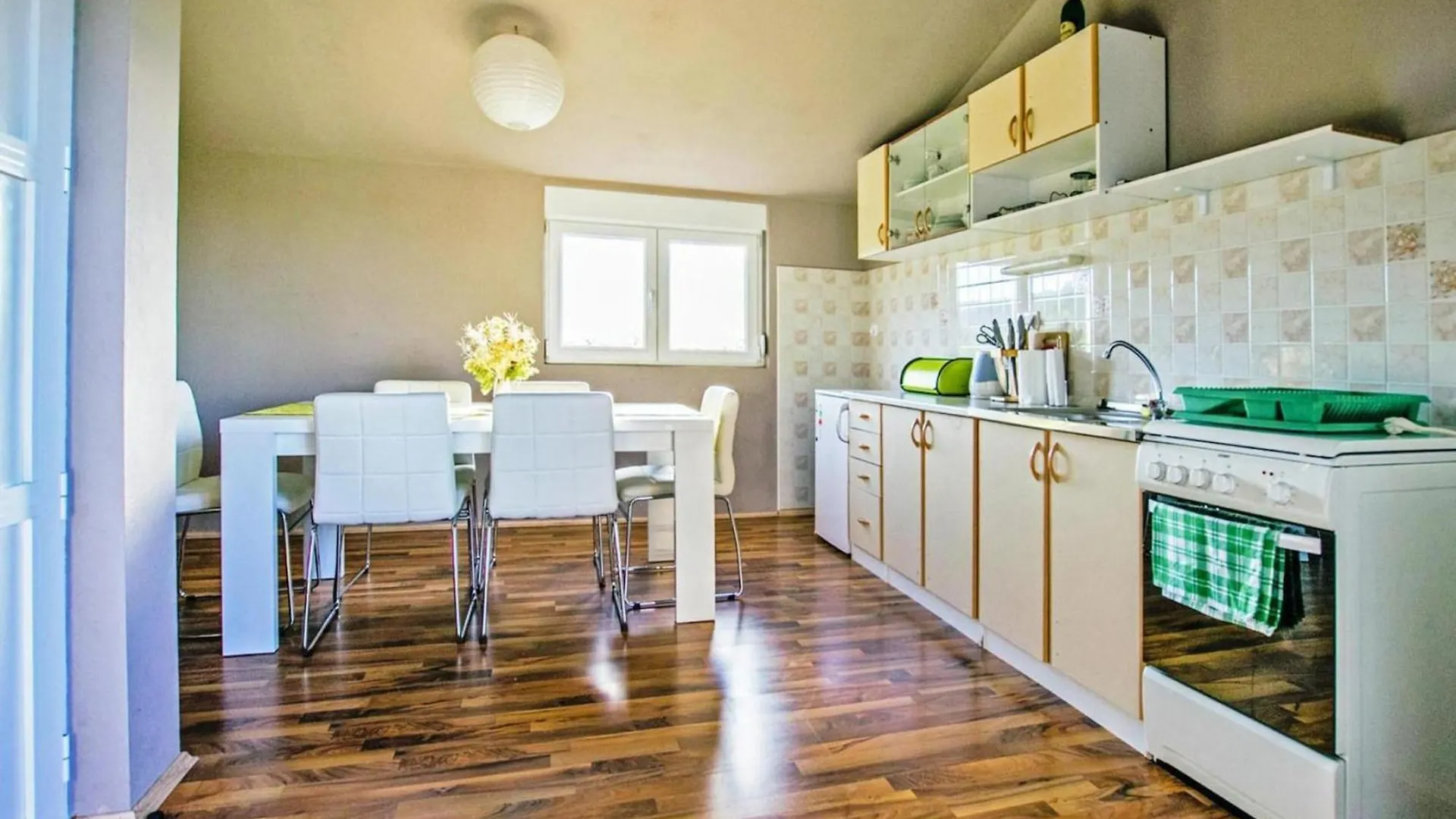 Apartment In Starigrad Paklenica, Quiet In The Green